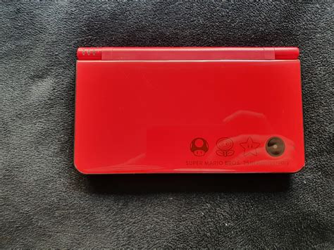 nintendo dsi xl super mario edition